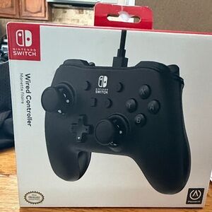 Nintendo Switch Wired Controller - Black